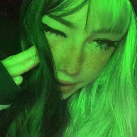 Kia_ セクシーモデル 写真