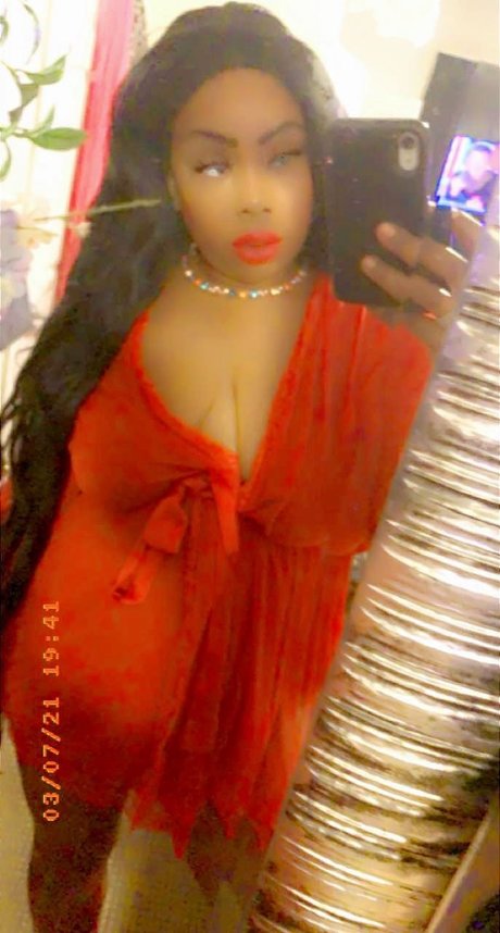 Kim Barbie HDポルノスター 写真