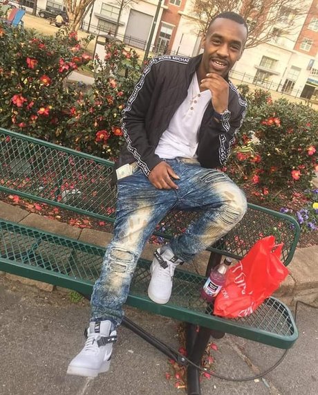 Black Jesus エロティックモデル ギャラリー