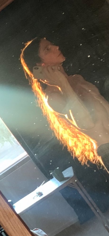 いちごミルクオンリーファンズ 無料 画像