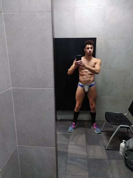 Dustin overstreet 素敵なスター 画像