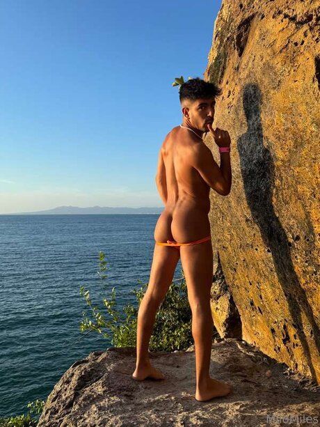 Milo Miles エロティックなモデル 画像