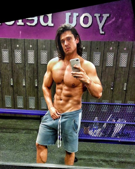 切断者オンリーファンズ 美しい ギャラリー