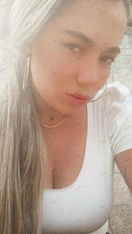 デカ尻ティーンオンリーファンズ 無料ポルノ 画像