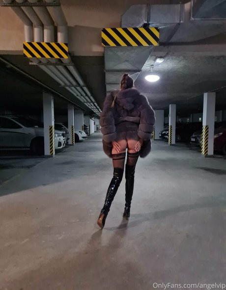 デカ尻ティーンオンリーファンズ 無料ヌード 写真