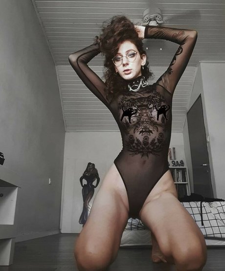 ナースオンリーファンズ ヌード アーカイブ