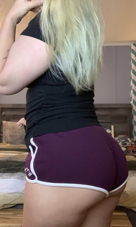 ミラーセルフィーオンリーファンズ 裸 写真