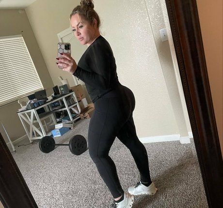 アジアン潮吹き オンリーファンズ アート裸 写真