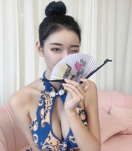 Berry0314 ポルノスター ヌード 写真