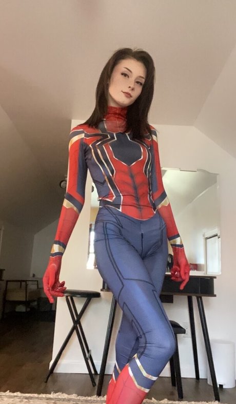 フィットブロンドオンリーファンズ 美しい裸 写真