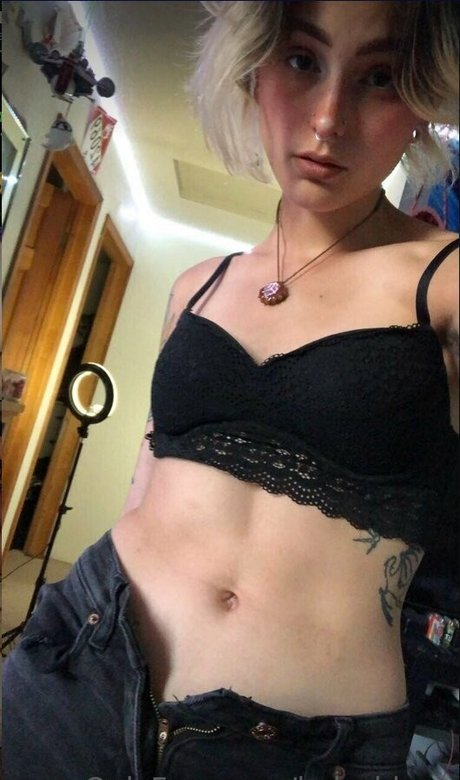 アナルアジア人オンリーファンズ 無料ポルノ 写真