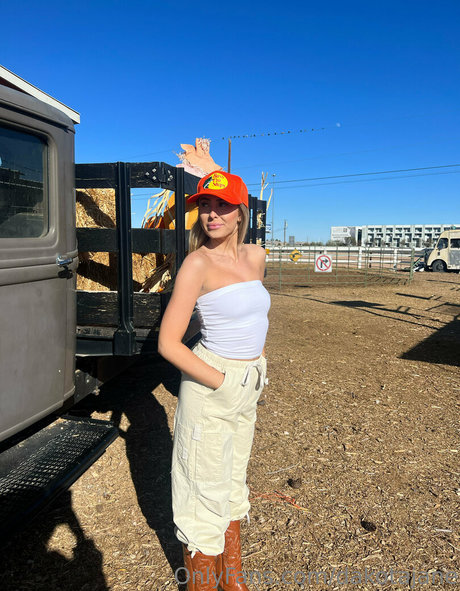 DakotaJane 美しいモデル 写真