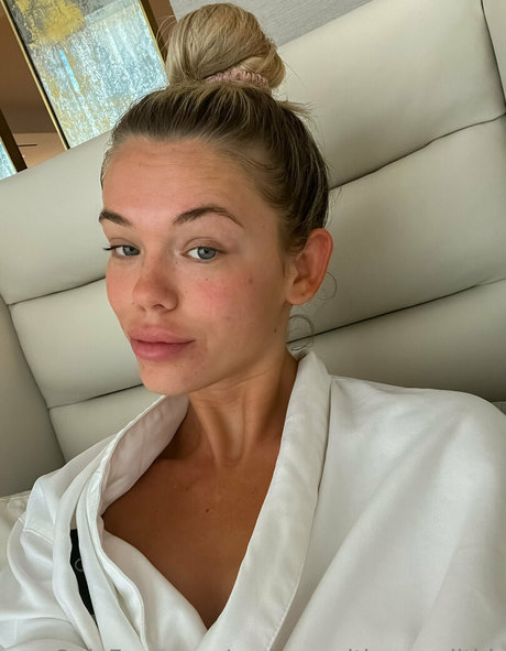 makeupwithmeredithh 素敵なモデル ギャラリー