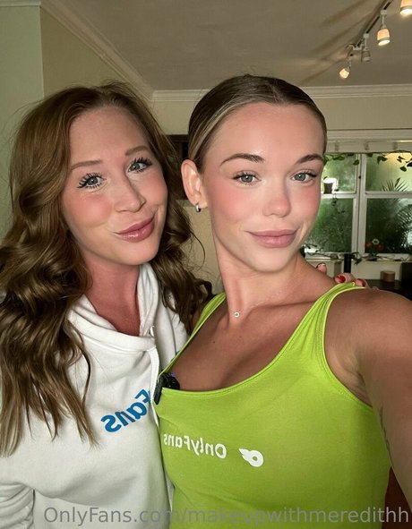 makeupwithmeredithh 高品質スター 画像