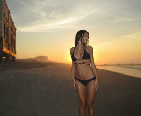 メコスジのオンリーファンズ ホットセクシー 画像