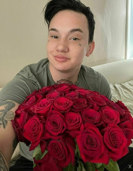 nikkihearts ポルノモデル ギャラリー