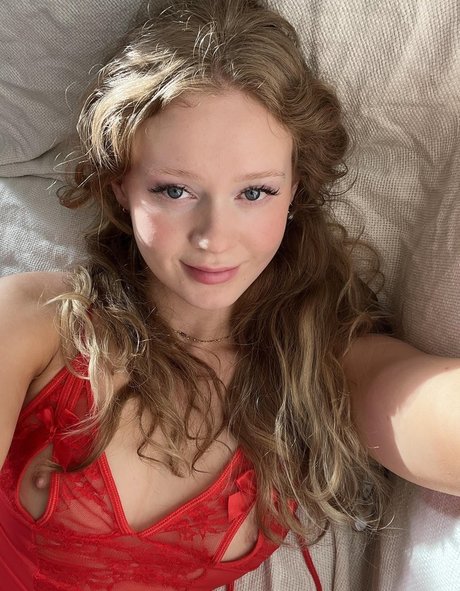 おならオンリーファンズ 裸 ギャラリー