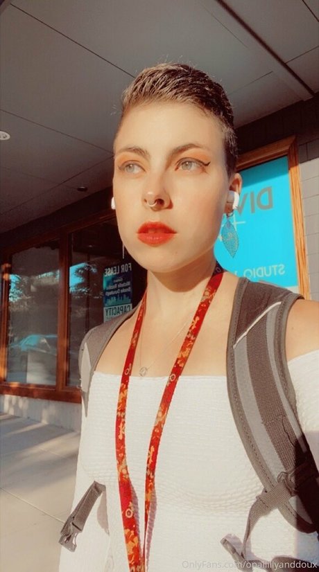 筋肉トランスオンリーファンズ ポルノ 画像