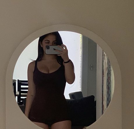 Baby Ariel 素敵な女優 写真