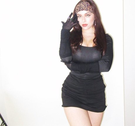 Baby Ariel ポルノスター ヌード アーカイブ