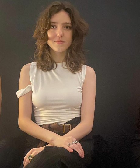 Jasmine van den Bogaerde プロフィール写真