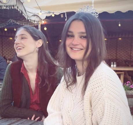 Jasmine van den Bogaerde 完璧な女優 写真