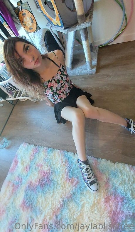 ヌード妻オンリーファンズ 美しいヌード 画像