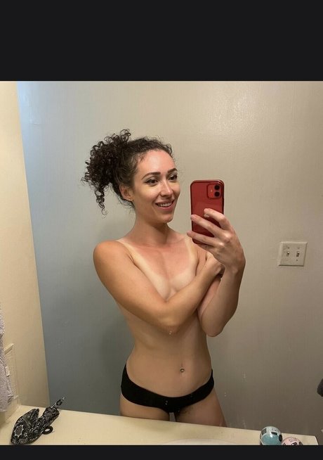 Jess Brohard セックスポルノスター ギャラリー