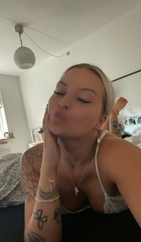 超デブおばあちゃんオンリーファンズ 無料 ギャラリー