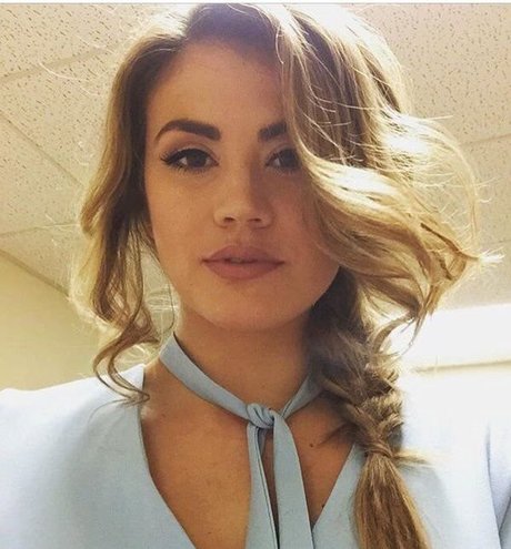 フィットネスアナルオンリーファンズ ヌード ギャラリー