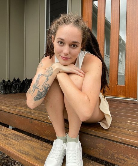 Skye Sharp トップスター 写真