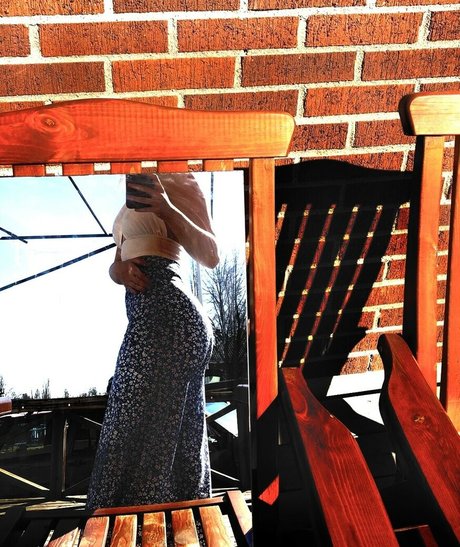 Arielle Burstrom 完璧なスター 写真