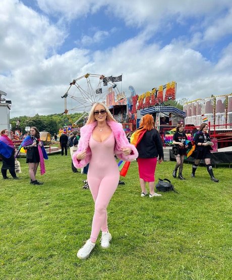 精子オンリーファン セクシーヌード 写真