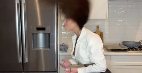 Karenliao ヌードのポルノスター 写真