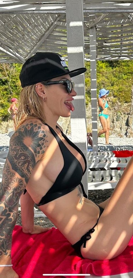 Nina Danilyuk かわいいポルノスター 画像