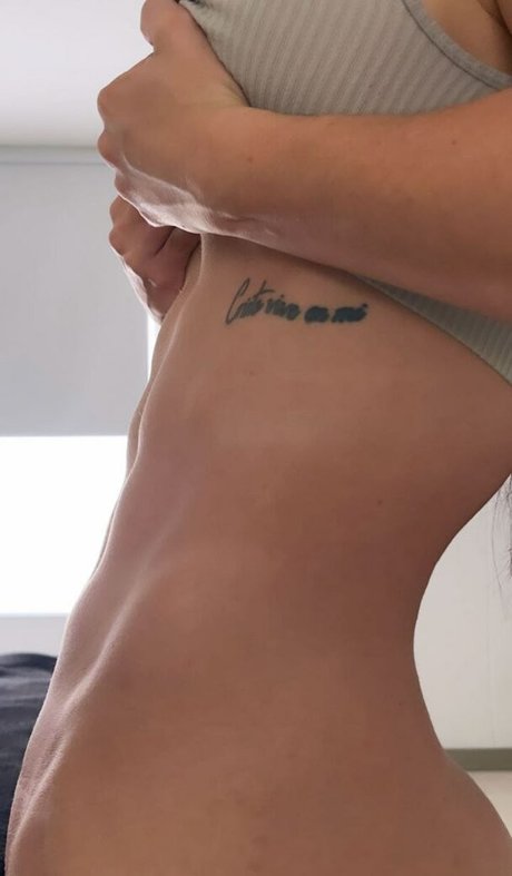 Diosa Canales ヌードモデル 写真