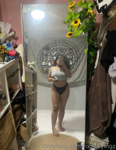 hxnnoyingz 裸の女優 画像