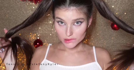 Stefany Kyler スター ヌード 写真