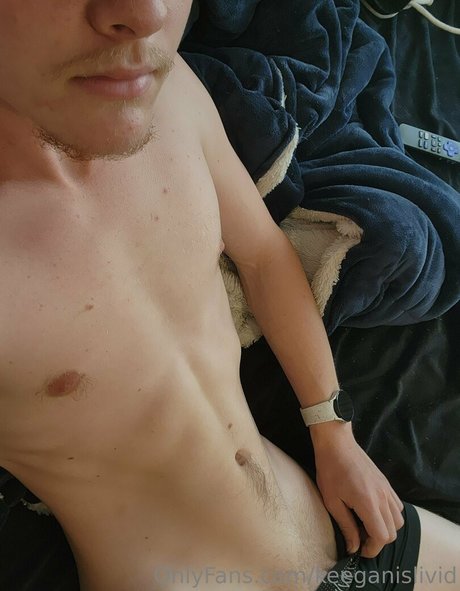 keeganislivid ホットモデル 写真