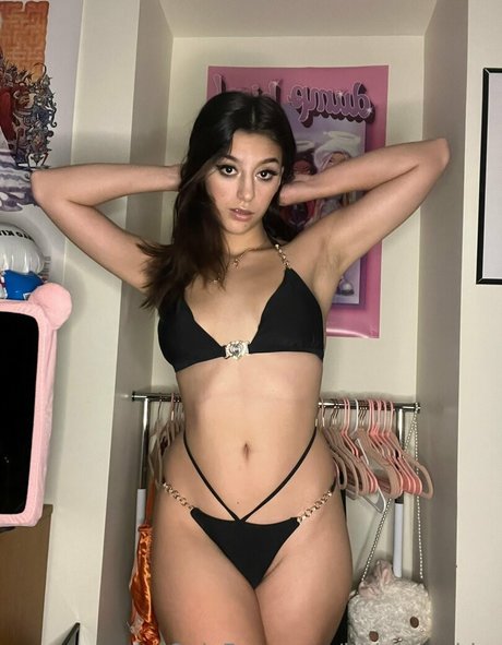 ithinkimabby 独占モデル 画像