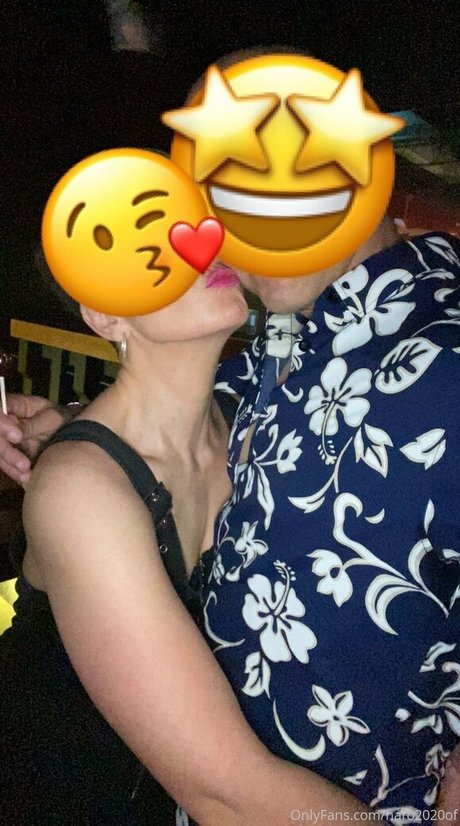 アジア人の毛深いオンリーファンズ アダルト 写真