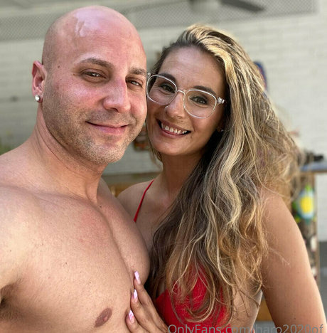 2人のオンリーファンズ ポルノ 写真