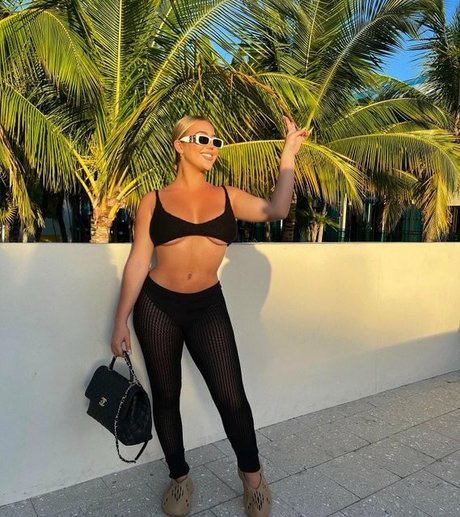 Halle Payne ヌード女優 画像