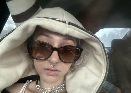 asmr 足 オンリーファンズ ポルノ 写真