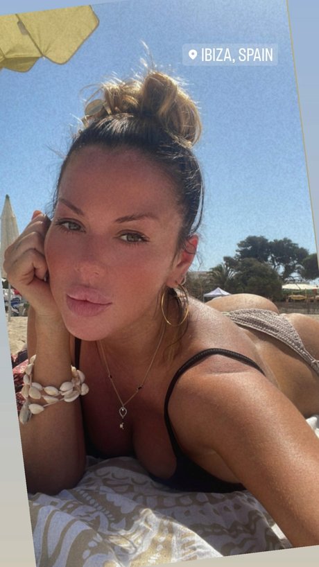 足 熟女 オンリーファンズ 美しいポルノ 画像