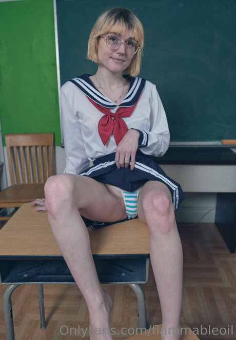 心理学者オンリーファンズ 無料裸 ギャラリー