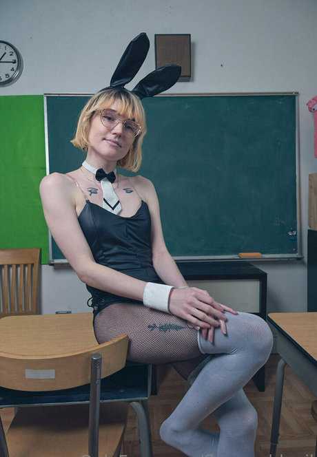 flammableoil ヌードモデル 写真