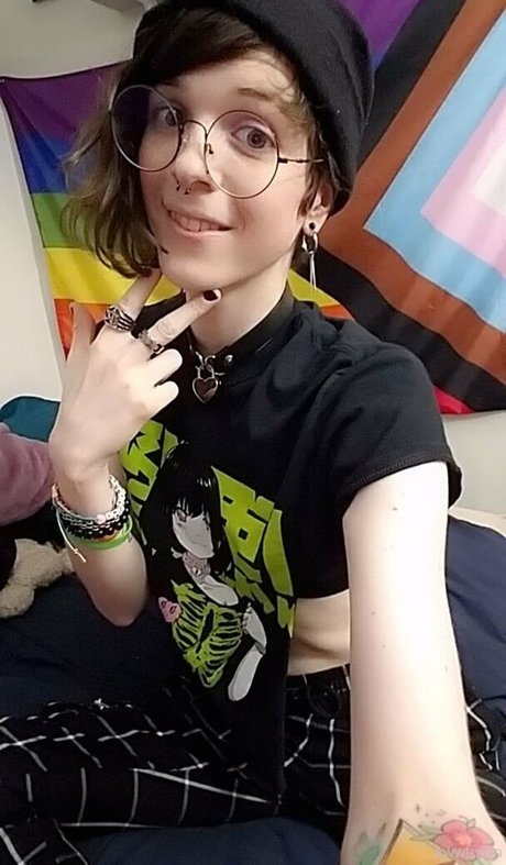 カウガール POV オンリーファンズ アートポルノ アーカイブ