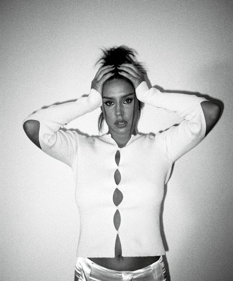 ブルネットのPOV オンリーファンズ アダルト無料 ギャラリー