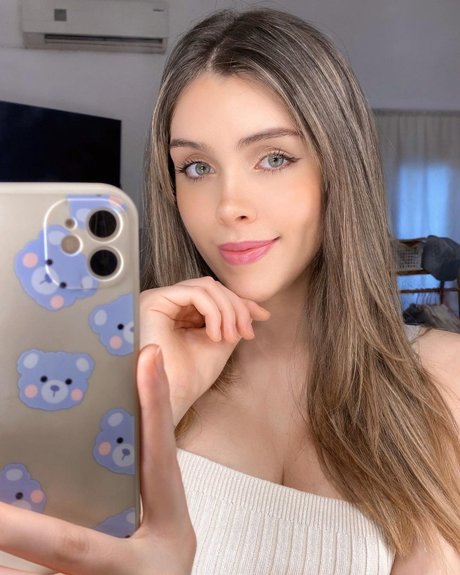 ベビーシッターオンリーファンズ ベスト 写真